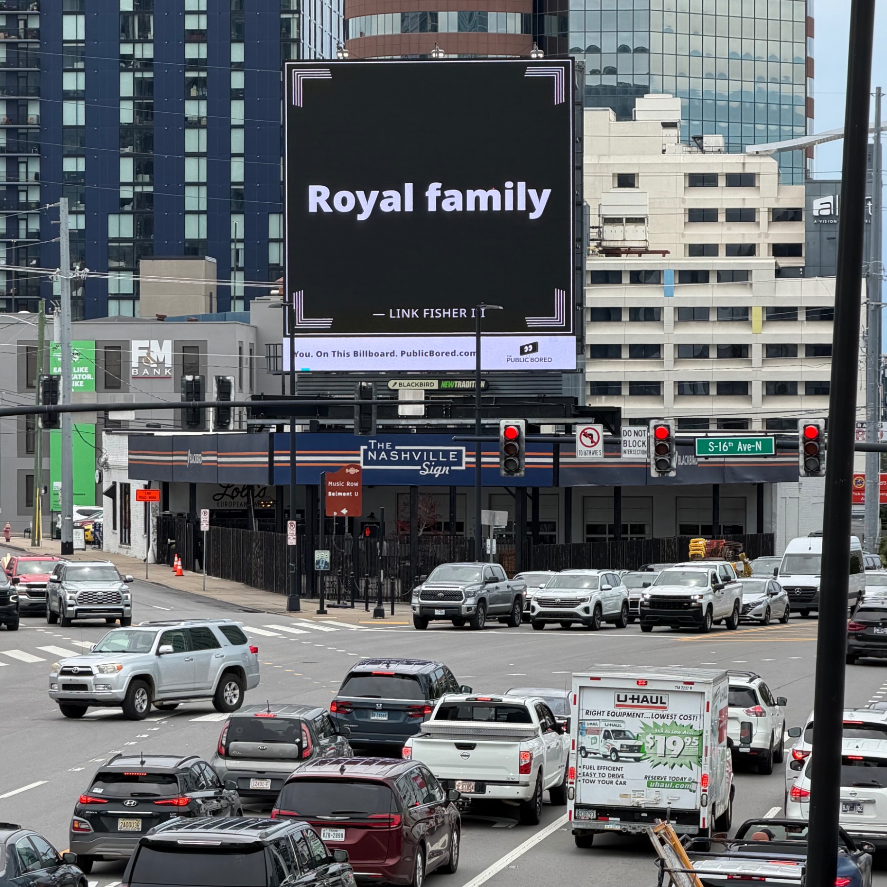 Nashville billboard airing: Royal family